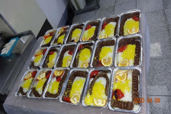 توزیع 400 غذای نذری در بین بیماران ملایری