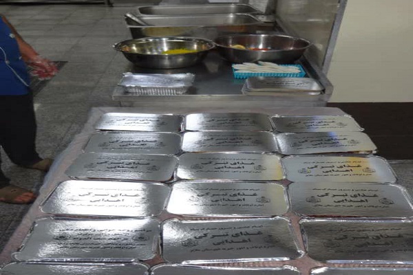 توزیع 400 غذای نذری در بین بیماران ملایری