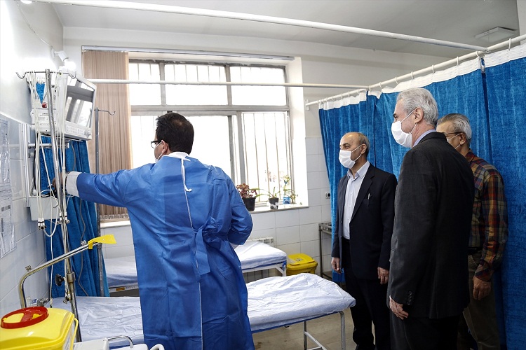 عکس | بازدید استاندار آذربایجان&zwnj;شرقی از مراکز غربالگری سلامت
