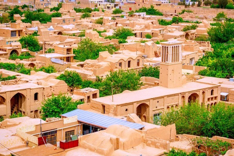 خسارت باران بهاری به دو اثر تاریخی استان یزد