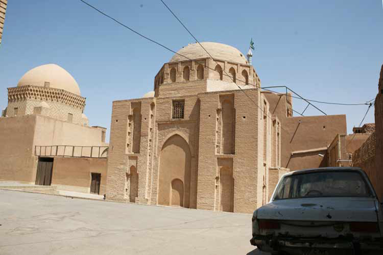 فیلم | سفر مجازی به بقعه دوازده امام یزد