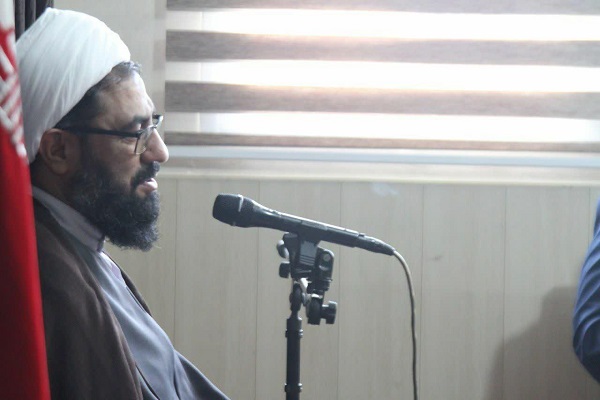 تبدیل کارگاه&zwnj;های نظامی ارتش به تولید تجهیزات پزشکی نشان از همدلی با مردم است