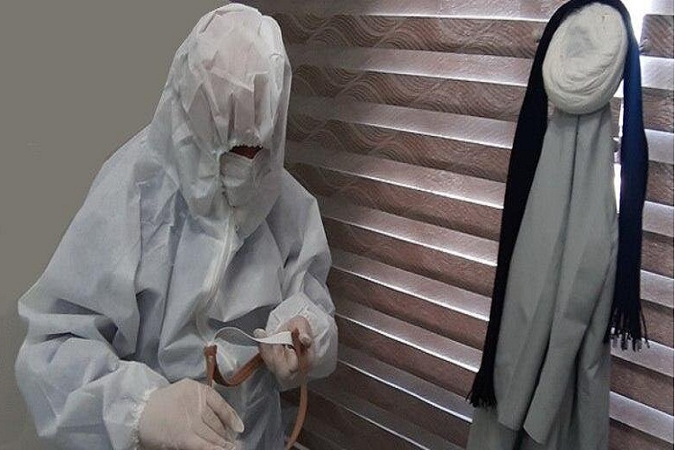 حضور روحانیان ناظر در مراحل کفن و دفن متوفیان کرونایی وادی رحمت تبریز
