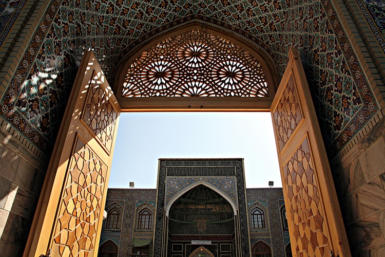 ارسالی پنج&zwnj;شنبه/// رواج آیین&zwnj;ها و هنرهای وابسته به &zwnj;چوب در دوران اسلامی/....عکس عوض شود