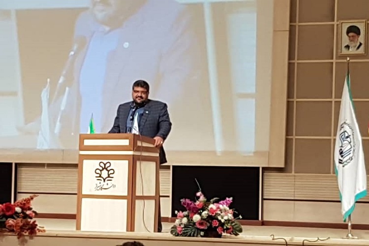 شهید سلیمانی زندگی خود را وقف اسلام کرد / لزوم کسب رضایت خدا در وکالت&zwnj;ها