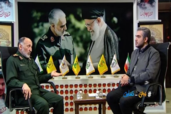 فیلم | تصاویری دیده نشده از آخرین حضور حاج قاسم در دفتر کارش