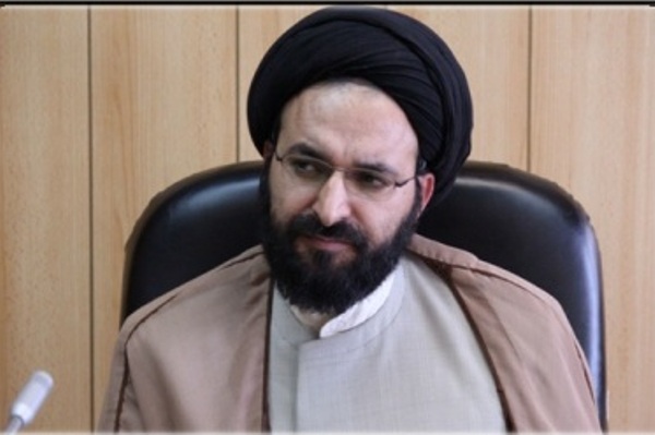 چرا قرآن دائماً بر علم آموزی تأکید کرده است