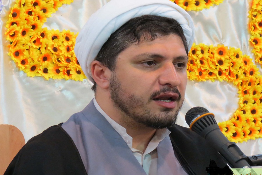 جمع اضداد در وجود حاج قاسم / سردار سلیمانی یک معمای تربیتی برای فلاسفه تعلیم و تربیت دنیاست