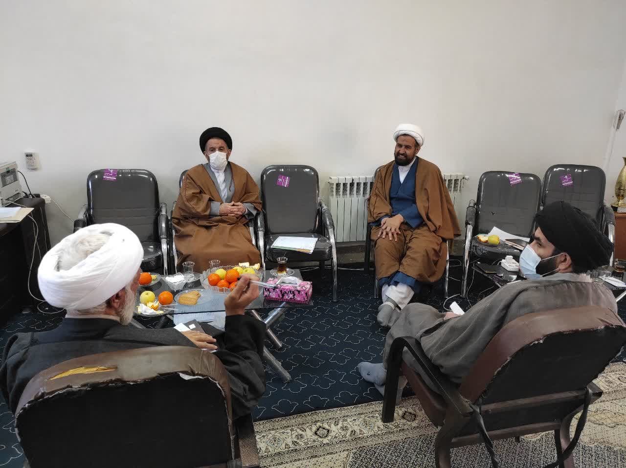 در حال تکمیل// شورای حوزه علمیه استان لرستان