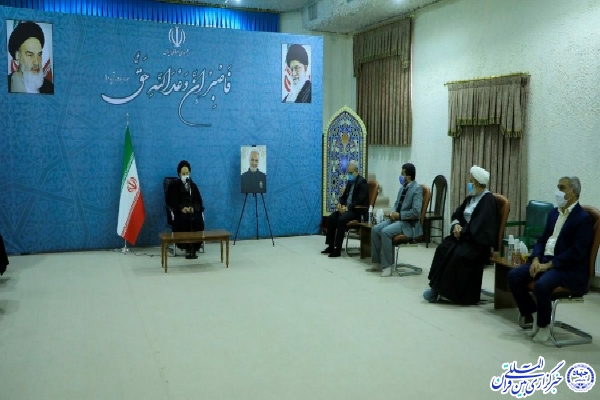 ارسالی جمعه///  کار آموزشی و فرهنگی باید از محیط خانواده آغاز شود