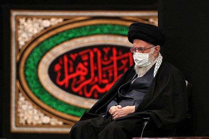 دومین شب مراسم عزاداری حضرت زهرا(س) با حضور رهبر انقلاب در حال برگزاری است