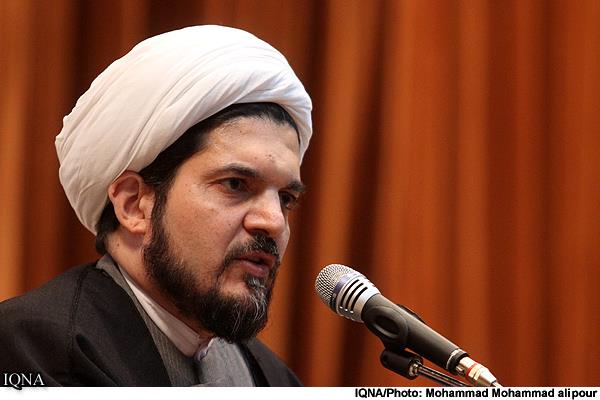 ارسالی///اعتقاد به تحریف‌پذیری قرآن در راستای تسویه حساب‌های سیاسی و مذهبی است