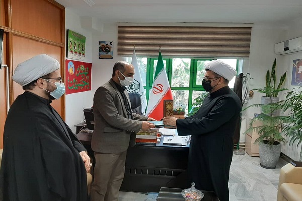 تجلیل مدیرکل اوقاف مازندران از نخبگان قرآنی استان