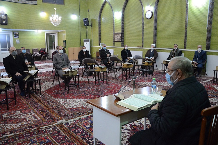 برگزاری جلسه تفسیر قرآن مدیران اجرایی آذربایجان&zwnj;شرقی