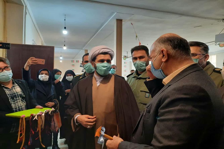 آیین نواختن زنگ انقلاب در ملایر برگزار شد آیین نواختن زنگ انقلاب در ملایر برگزار شد