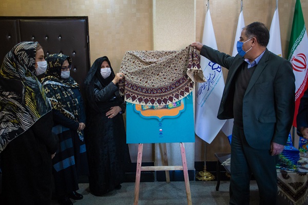 مجموعه کتاب «دستهای کوچک، مهربانیهای بزرگ» رونمایی شد + عکس مجموعه کتاب «دستهای کوچک، مهربانیهای بزرگ» رونمایی شد + عکس