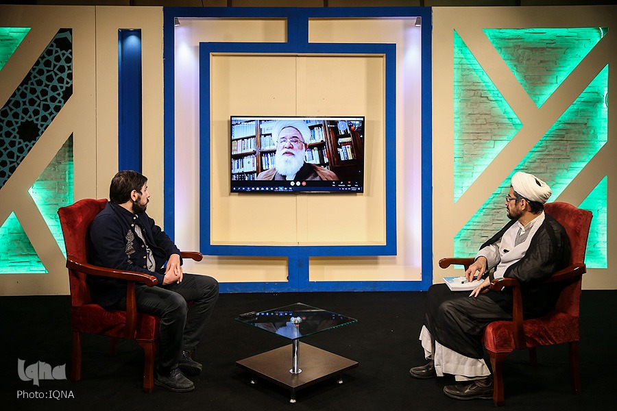 آیت‌الله مصباح؛ کانون پیوند شهامت، معنویت و مشائیّت / تدوین «مکتب مصباح»