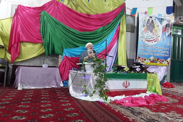 ارسالی یکشنبه//برگزاری محفل انس با قرآن در شهرستان مينودشت