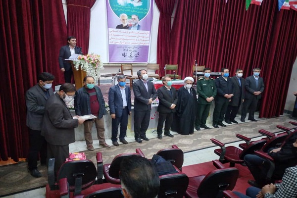 اقتدار انقلاب اسلامی به برکت خون شهیدان است