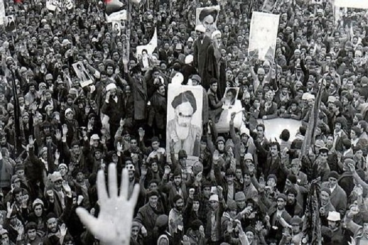 نبود کتاب&zwnj;های مرتبط با نقش روحانیت در نهضت&zwnj;های انقلابی