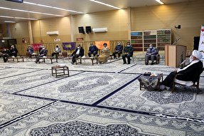 فرماندهان یزدی دفاع‌‌ مقدس با امام‌جمعه دیدار کردند