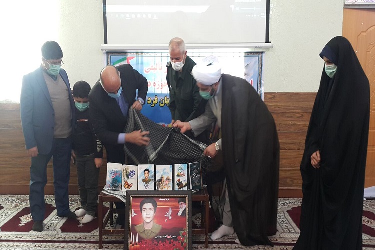 رونمایی از آثار تألیفی بانوی طلبه ملایری