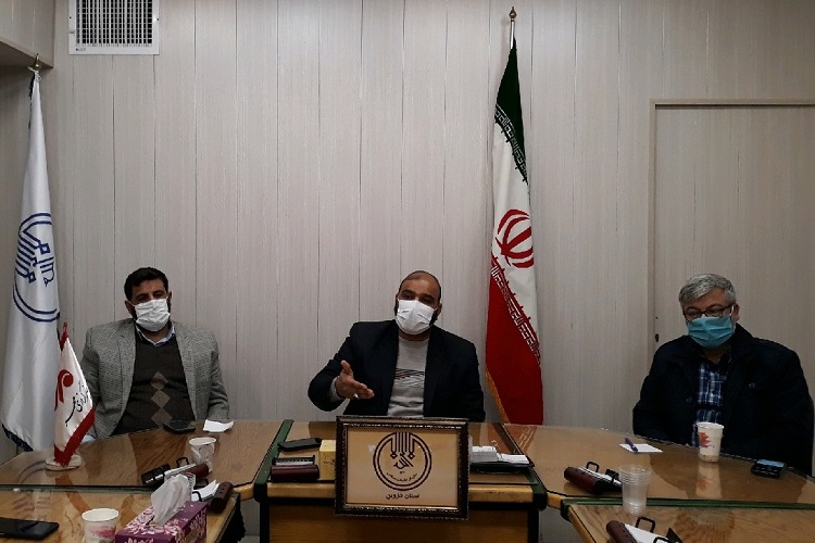 کاهش جایگاه ستایشگری با استفاده از اشعار کمظرفیت کاهش جایگاه ستایشگری با استفاده از اشعار کمظرفیت