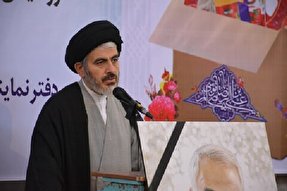 طلاب و روحانیت اهل تهجد باشند