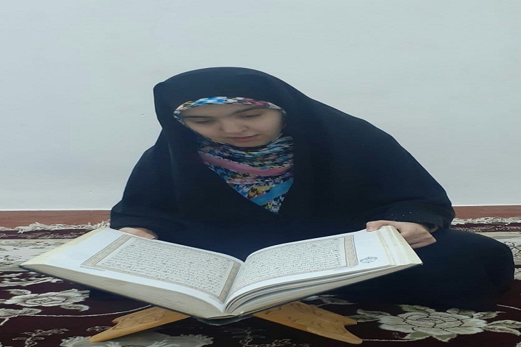 والدین با رفتار قرآنی، فرزندان خود را قرآنی کنند
