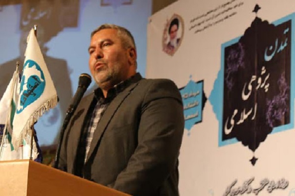 قرآن نبیین کننده قواعد و ساختار اقتصادی است