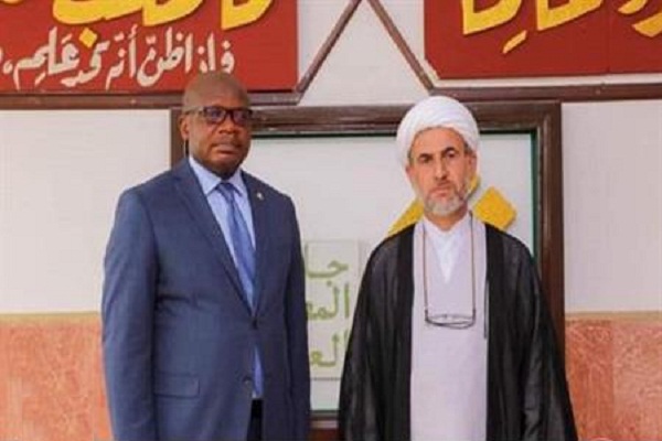 ارتقای علمی مردم کنگو نتیجه تلاشهای دانشگاه بین المللی المصطفی است