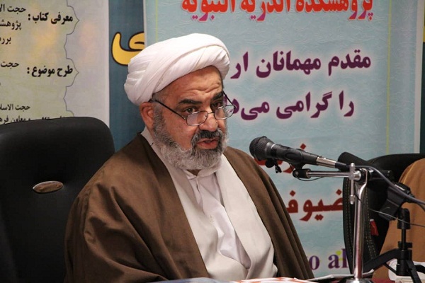 نقش حضرت ابوطالب / 