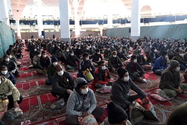 تکریم از۲ هزار کارگر ساختمانی در قم