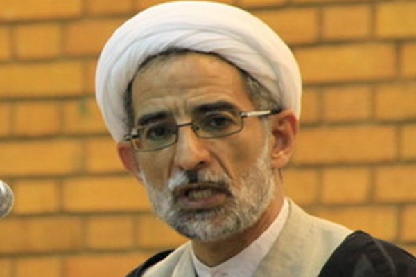 امام سجاد(ع) بنیان معارف اعتقادی را با تقیه محکم کرد/نجات تشیع از خظر نابودی