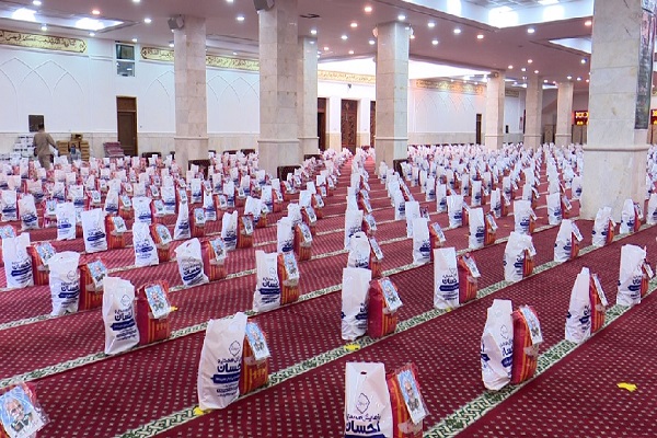 ارسالی| توزیع 900 بسته عیدانه در بین مددجویان میاندوآب