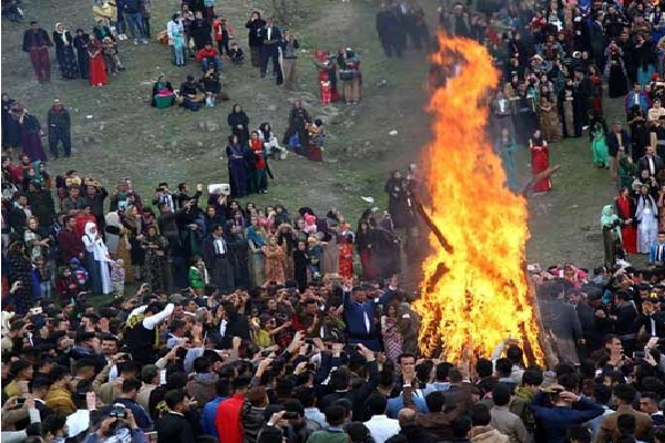 6 فروردین. آماده // حال و هوای نوروز در جمع اقوام کُرد / بلایی که داعش بر سر آیین‌های قومی آورد