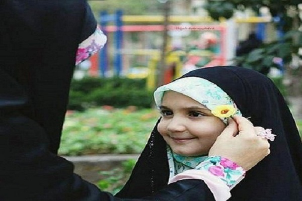آموزش مسائل دینی را از چه سنی برای کودکانمان آغاز کنیم؟