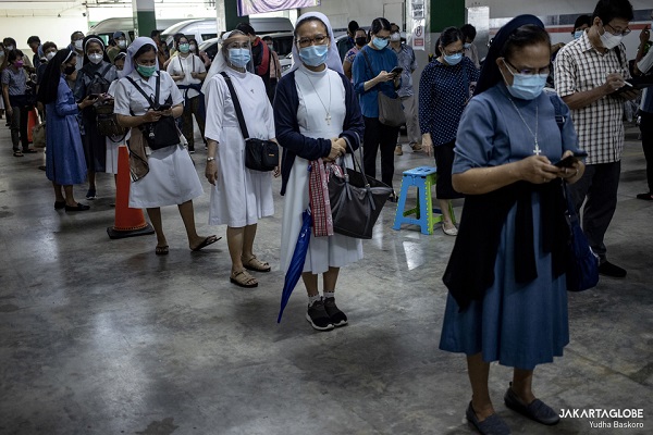 رهبران مذهبی اندونزی واکسن کرونا دریافت کردند+ تصاویر / آماده