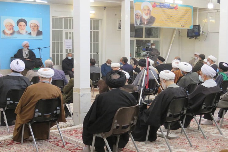 جشن میلاد امام علی(ع) در دفتر آیت&zwnj;الله فاضل لنکرانی برگزار شد