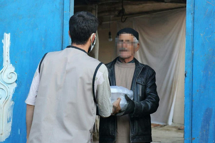 عکس | حضور گروه جهادی شهید سلگی در روستای محروم دارقشلاق