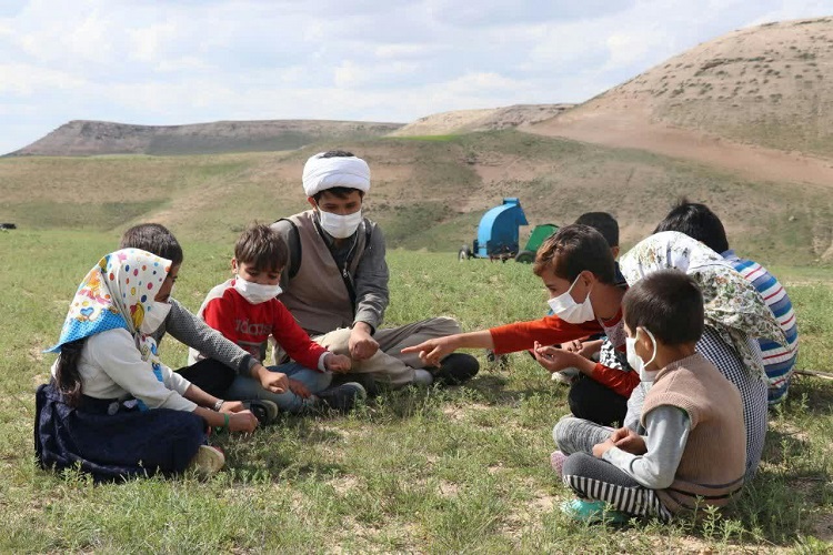 عکس | حضور گروه جهادی شهید سلگی در روستای محروم دارقشلاق