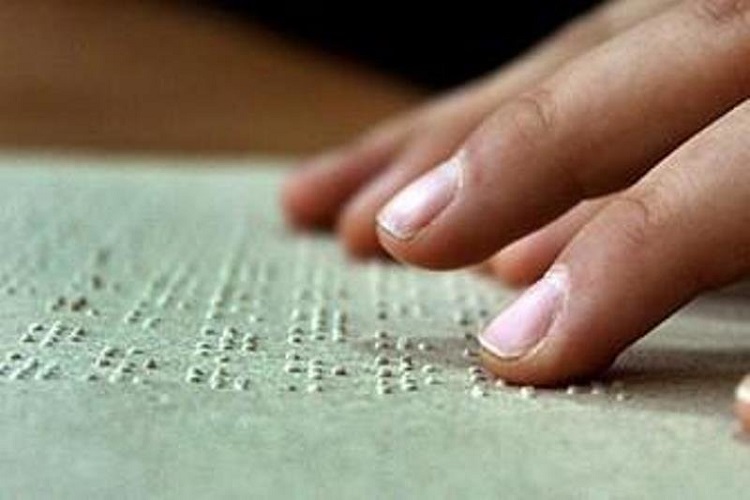 قرآن تماماً برکت است/ نابینایی محدویتی برایم در حفظ قرآن ایجاد نکرد