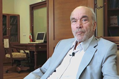 فیلم | کتاب راهبر زندگی است