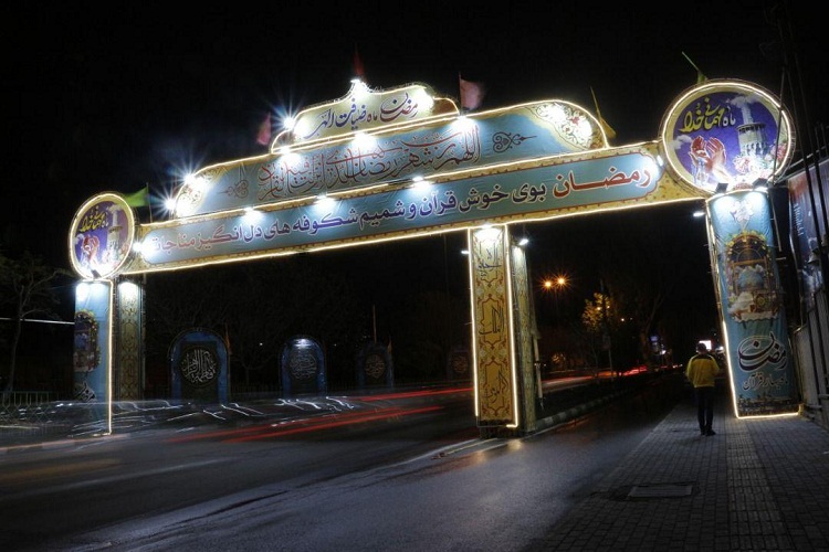 نصب المان&zwnj;های مناسبتی ماه رمضان در تبریز