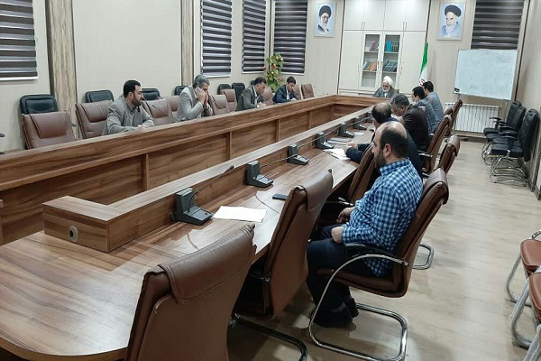 رسانه باید باری از دوش نظام سلامت بردارد