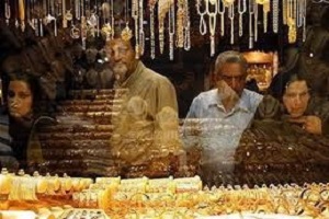 توزیع سبد&zwnj;هایی از جنس طلا در میان آسیب&zwnj;دیدگان از کرونا در همدان