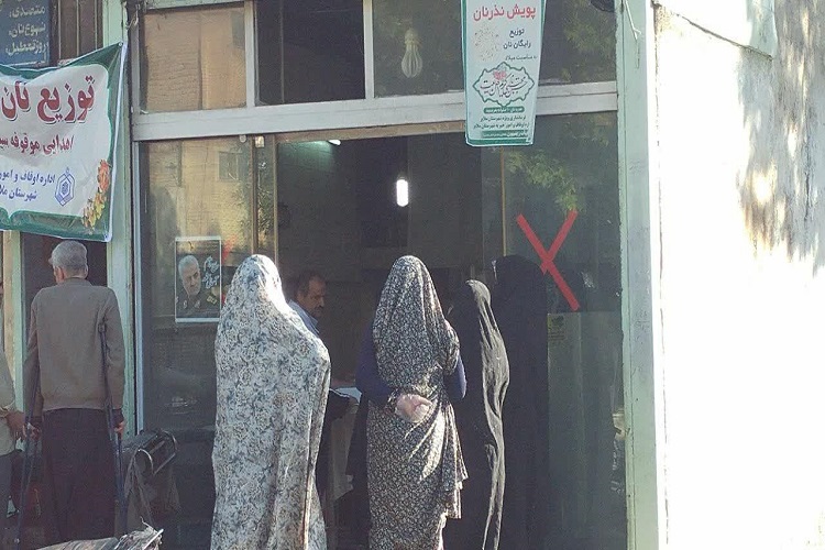 توزیع ۳۲ هزار قرص نان صلواتی بین نیازمندان ملایر