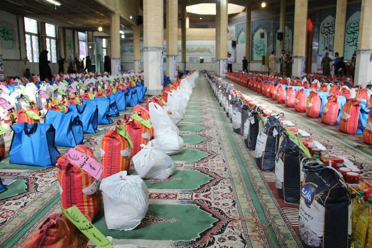 توزیع 3500 بسته غذایی در ملایر