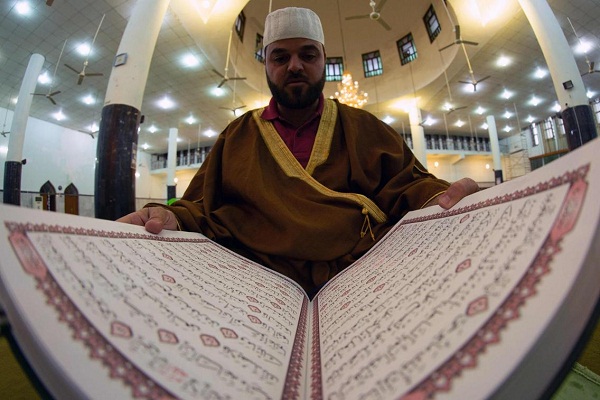 انجام اعمال ماه رمضان با وجود کرونا+ گزارش تصویری