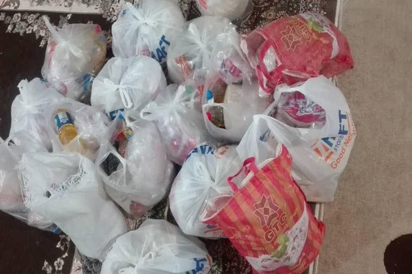 مشارکت بانوان مدرسه علمیه معصومیه خرم&lrm;آباد در رزمایش &laquo;کمک مرمنانه&raquo;